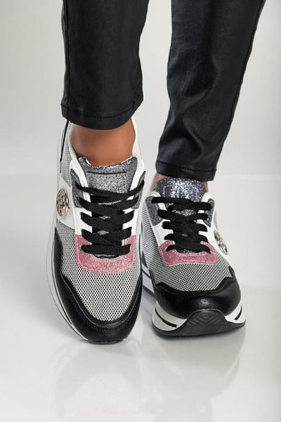 Μοντέρνα sneakers με διακοσμητική λεπτομέρεια μαύρο - shoes